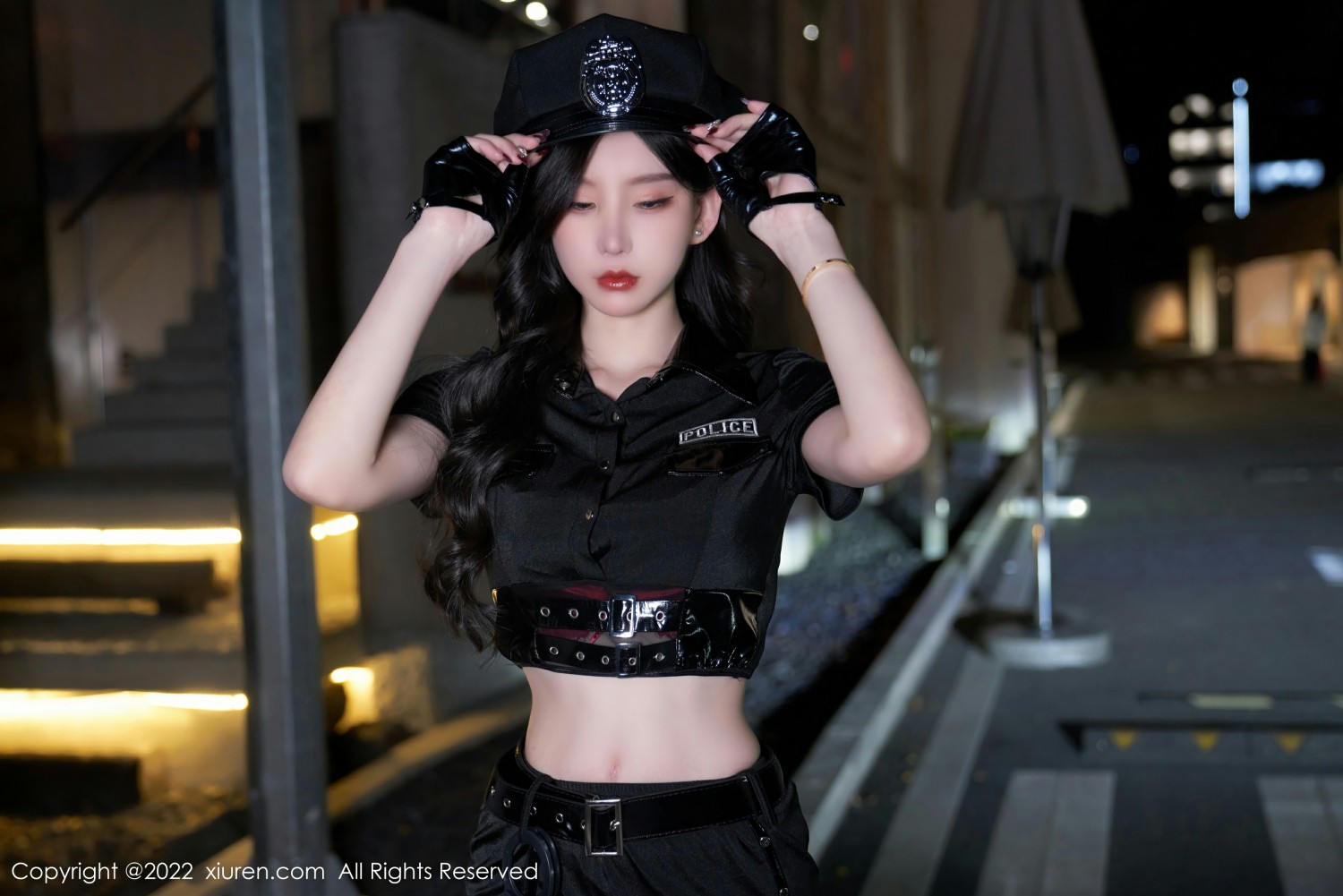 [XiuRen秀人网] 2022.03.18 No.4741 周于希Sally 性感女警官